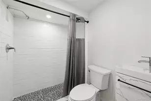 10 Grace Ct, Islip, NY 11751 - Photo 30