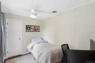 10 Grace Ct, Islip, NY 11751 - Photo 18