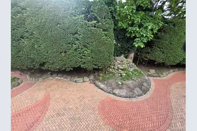 [Address not provided], East Northport, NY 11731 - Photo 6