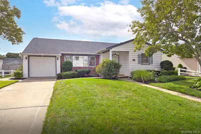 3566 Anita Lane, Wantagh, NY 11793 - Photo 2