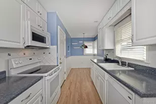 3566 Anita Ln, Wantagh, NY 11793 - Photo 10