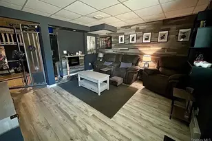 169 Doris Ave, Franklin Square, NY 11010 - Photo 16