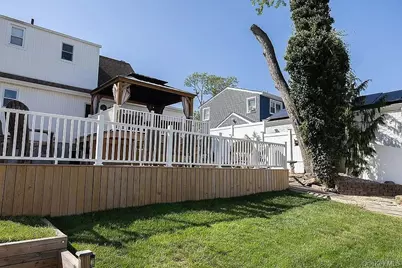 169 Doris Avenue, Franklin Square, NY 11010 - Photo 24