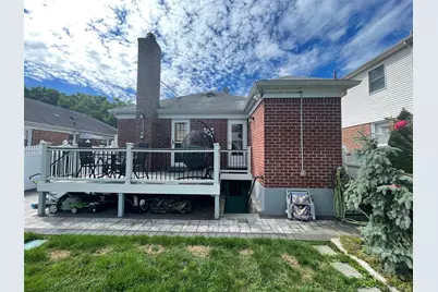 7625 250th Street, Bellerose, NY 11426 - Photo 38
