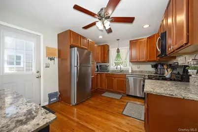 30 Flemming Drive, Newburgh, NY 12550 - Photo 8