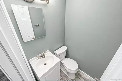 1 Allegheny Drive S, Farmingville, NY 11738 - Photo 18