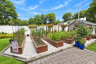 521 Park Ave, Centereach, NY 11720 - Photo 46