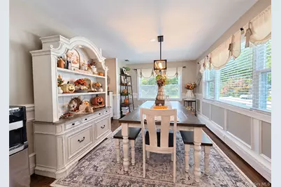 521 Park Avenue, Centereach, NY 11720 - Photo 12