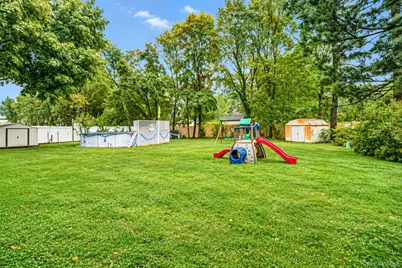 102 Robinson Avenue, Medford, NY 11763 - Photo 26