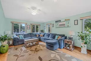 102 Robinson Ave, Medford, NY 11763 - Photo 16