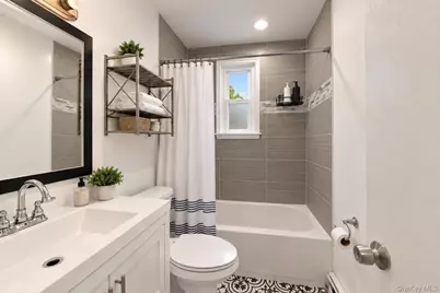 276 Swinton Avenue, Bronx, NY 10465 - Photo 8