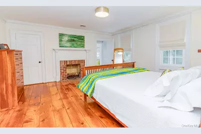 592 Landing Avenue, Smithtown, NY 11787 - Photo 36