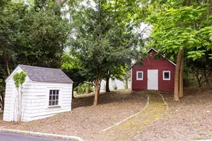 592 Landing Ave, Smithtown, NY 11787 - Photo 46