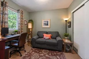 46 Golf Club Cir, Manorville, NY 11949 - Photo 20