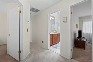 46 Golf Club Cir, Manorville, NY 11949 - Photo 34
