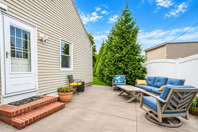 19 Cherry Avenue, West Sayville, NY 11796 - Photo 30