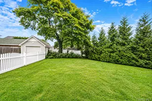 19 Cherry Ave, West Sayville, NY 11796 - Photo 34