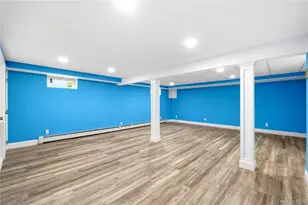 947 White Birch Ln, Wantagh, NY 11793 - Photo 22
