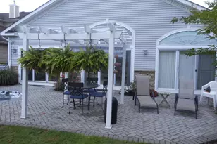 173 Hamlet Dr, Mount Sinai, NY 11766 - Photo 4