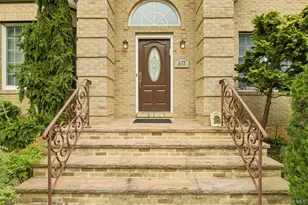 2175 Helene Ave, Merrick, NY 11566 - Photo 4