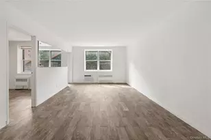 636 N Terrace Ave, Fleetwood, NY 10552 - Photo 2