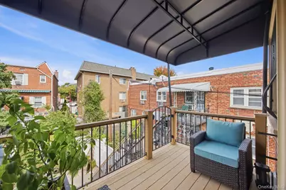 20-10 Hazen Street, East Elmhurst, NY 11370 - Photo 14