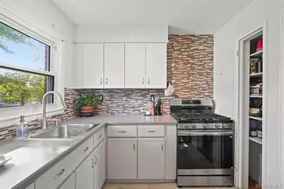 120 N Broadway #19B, Irvington, NY 10533 - Photo 8