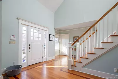 1600 Westview Drive, Mattituck, NY 11952 - Photo 4