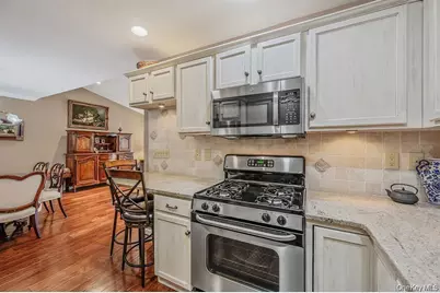 1130 Savoy Drive, Melville, NY 11747 - Photo 18