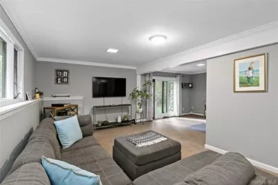 999 Cliff Avenue, Yorktown Heights, NY 10598 - Photo 18