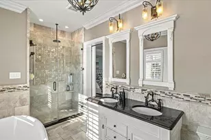 141 Sequams Ln W, West Islip, NY 11795 - Photo 16