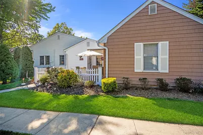 152 Revere Drive, Sayville, NY 11782 - Photo 28