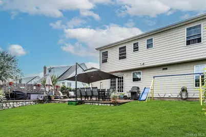 22 Bryce Avenue, Glen Cove, NY 11542 - Photo 28