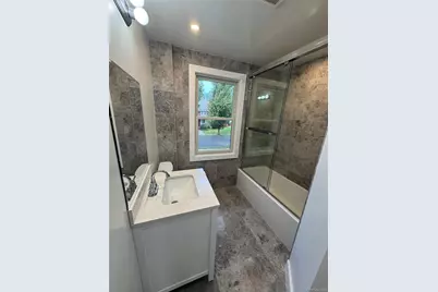 118 Willow Street, Roslyn Heights, NY 11577 - Photo 22