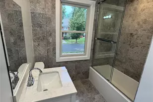 118 Willow St, Roslyn Heights, NY 11577 - Photo 22