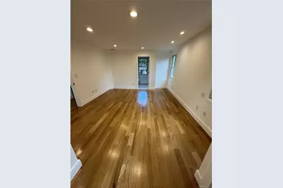 118 Willow Street, Roslyn Heights, NY 11577 - Photo 24