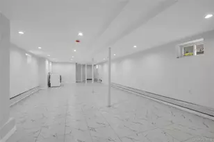 137-40 234th St, Rosedale, NY 11422 - Photo 24