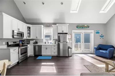 140 Bungalow Walk, Ocean Beach, NY 11770 - Photo 4
