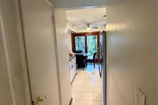 77-21 31st Avenue, East Elmhurst, NY 11370 - Photo 4