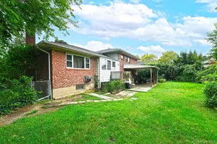 21 Goldfield St, Melville, NY 11747 - Photo 6