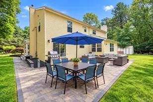 344 Barton Ave, Patchogue, NY 11772 - Photo 10