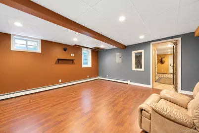 344 Barton Avenue, Patchogue, NY 11772 - Photo 42