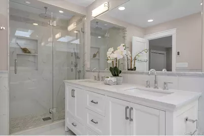 8 John Bean Court, Port Washington, NY 11050 - Photo 20