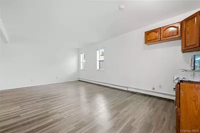 75 Harding Place, Freeport, NY 11520 - Photo 18