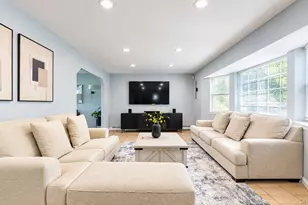 133 N Titmus Dr, Mastic, NY 11950 - Photo 4