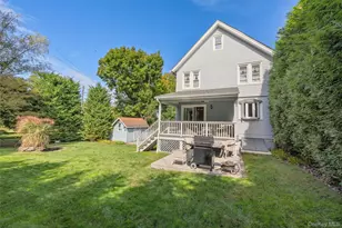 19 Willow Pl, Oyster Bay, NY 11771 - Photo 4