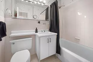 269-10 Grand Central Pkwy, Floral Park, NY 11005 - Photo 16