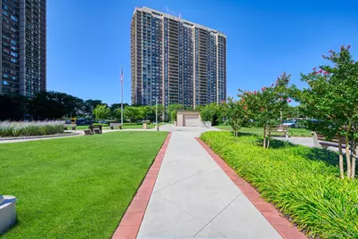 269-10 Grand Central Parkway #8P, Floral Park, NY 11005 - Photo 2