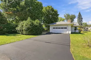 32 Elm St, Ellenville, NY 12428 - Photo 6