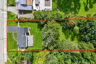 260 W 24th St, Deer Park, NY 11729 - Photo 6